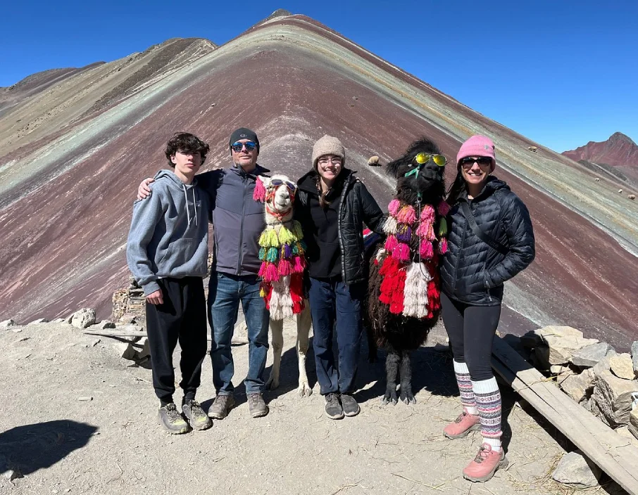 rainbow mountain peru