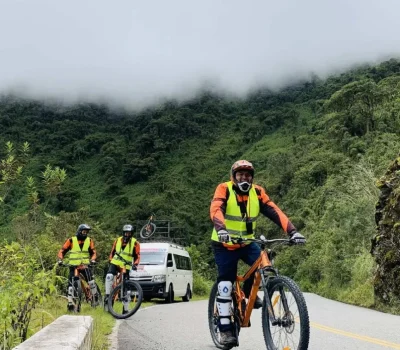 inca jungle trail to machupicchu (1)