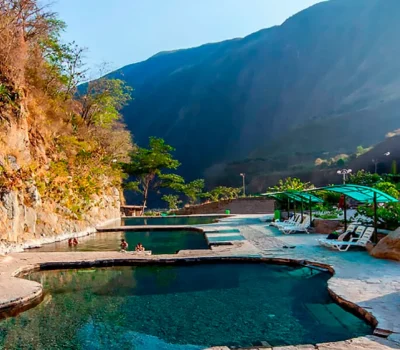 inca jungle trail to machupicchu (7)