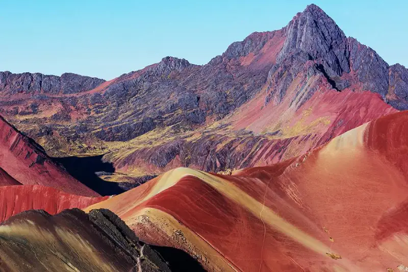 valley next to rainbow mountain